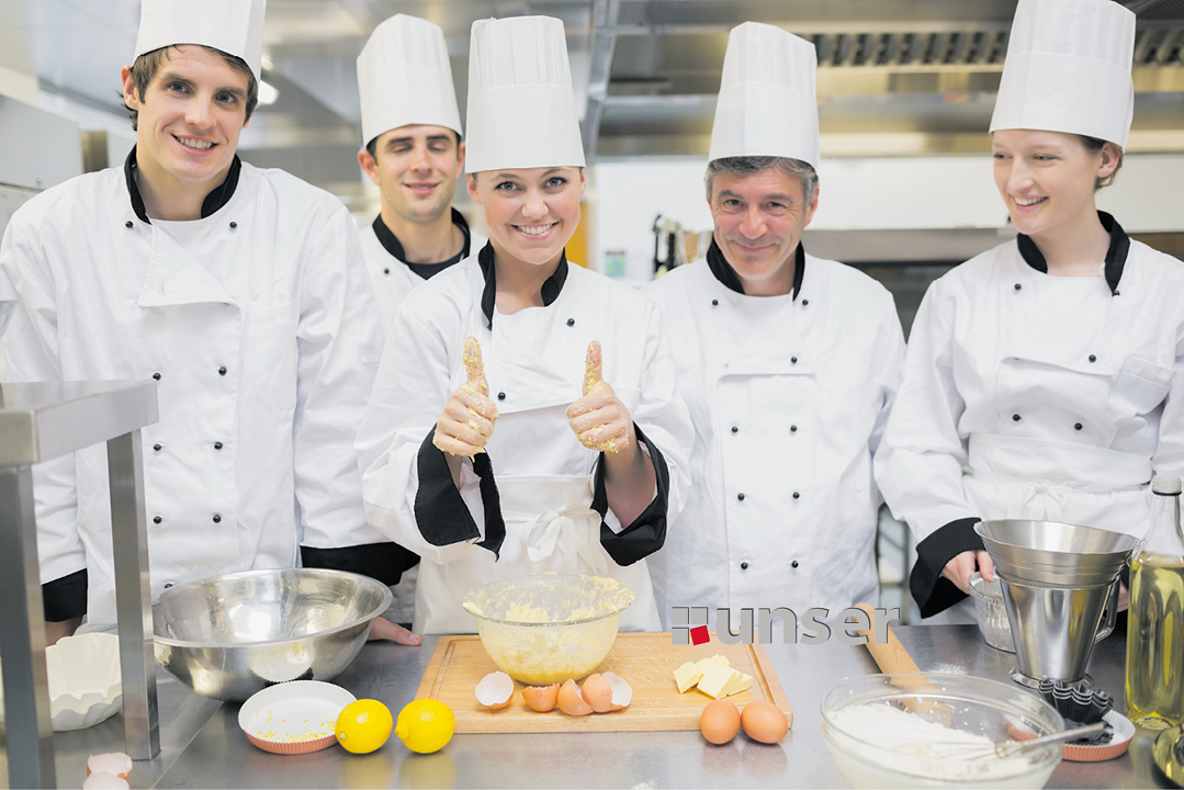 Historia e importancia del uniforme para chef: Unser Uniformes Tienda en Línea