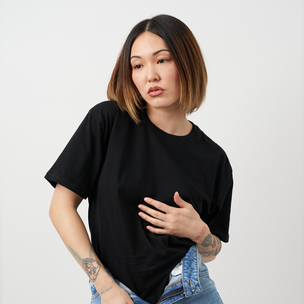 Playera needs manga corta