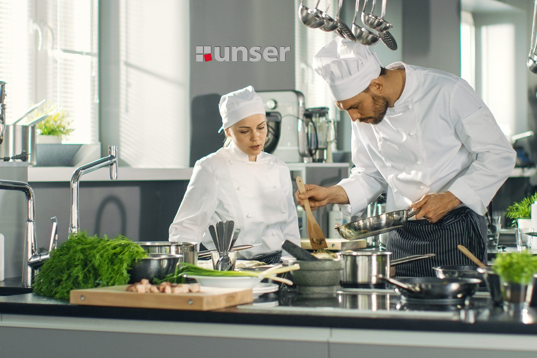 Un día en la vida de un chef: Unser Uniformes